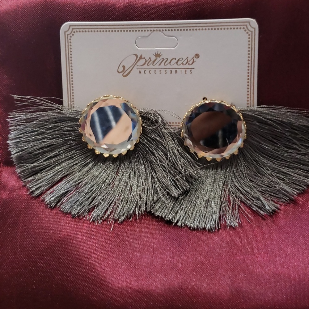 Fashion errings
